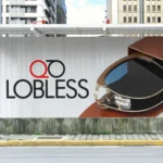 Clientes da agência de marketing digital Netilo: Painel publicitário da marca de óculos Lobless, que confia na Netilo para fortalecer sua presença no mercado e expandir sua visibilidade através de estratégias digitais.